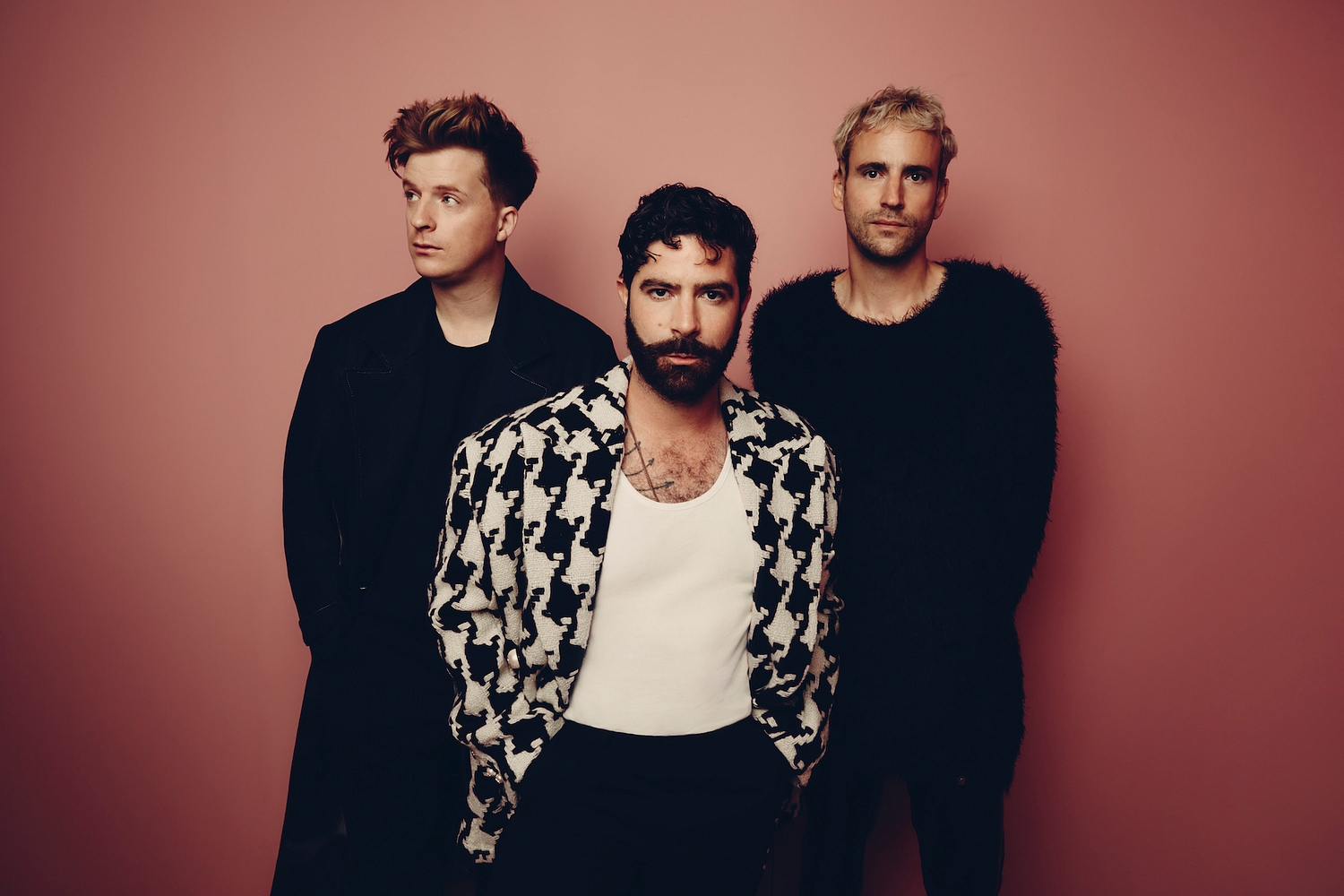 Foals return with ‘Wake Me Up’