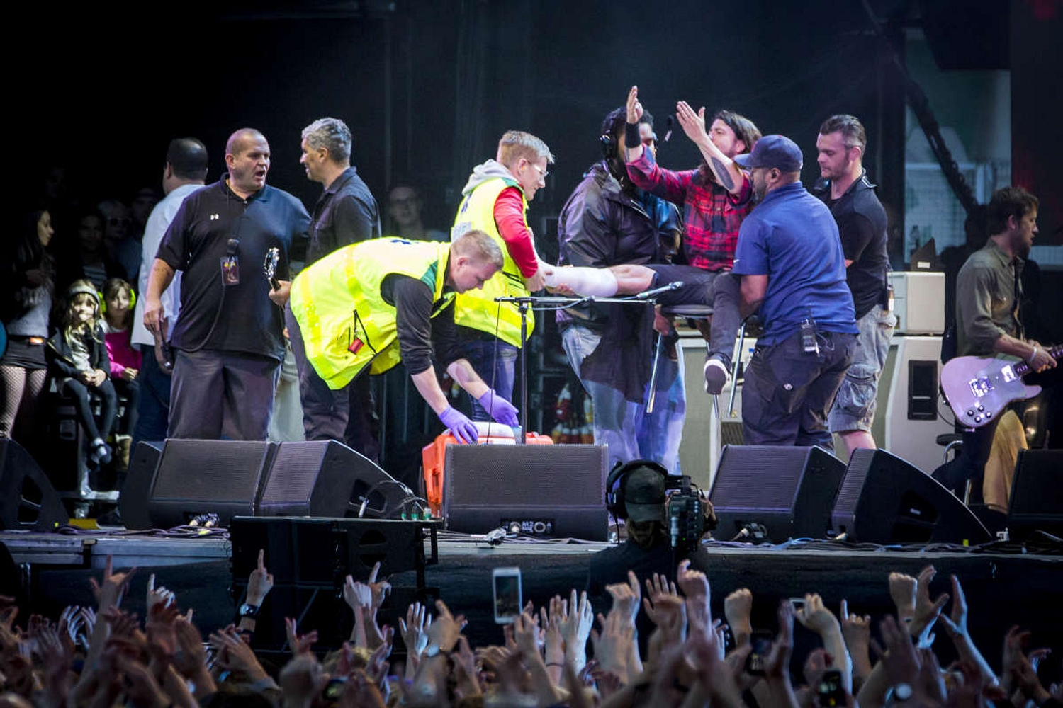 Foo Fighters cancel dates following Dave Grohl’s broken leg