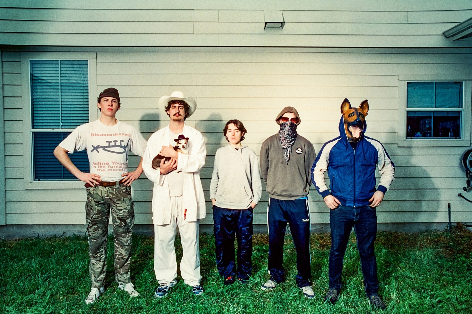 Fat Dog announce debut album ‘WOOF.’ and share lead single ‘Running’