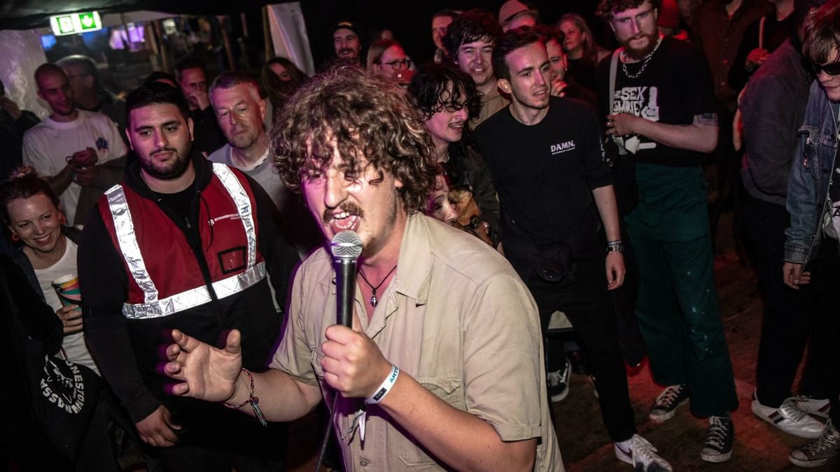 Fat Dog, English Teacher and Lambrini Girls among the latest additions for ESNS 2024 - Vimarsana News