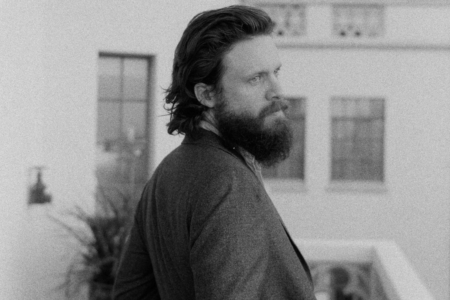 Father John Misty covers Leonard Cohen in Montreal