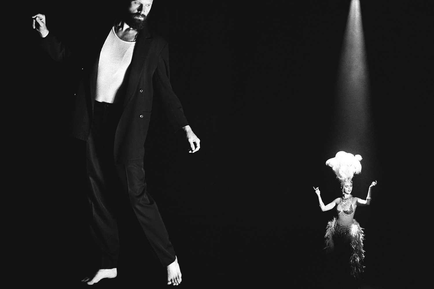 Father John Misty - Chloë And The Next 20th Century