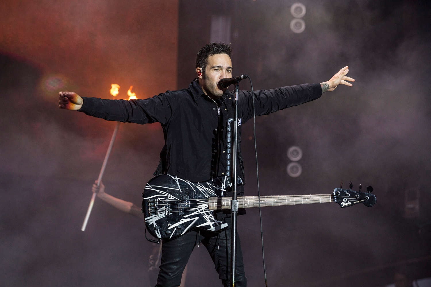 Fall Out Boy light it up for Reading 2016 co-headline set
