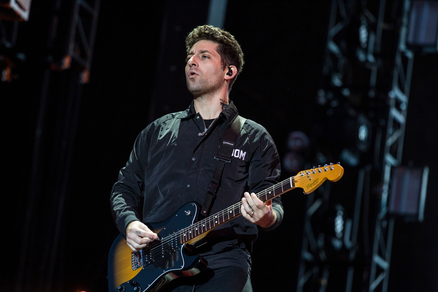 Fall Out Boy light it up for Reading 2016 co-headline set