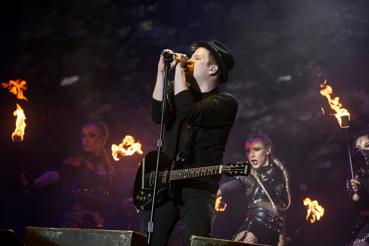 Fall Out Boy light it up for Reading 2016 co-headline set