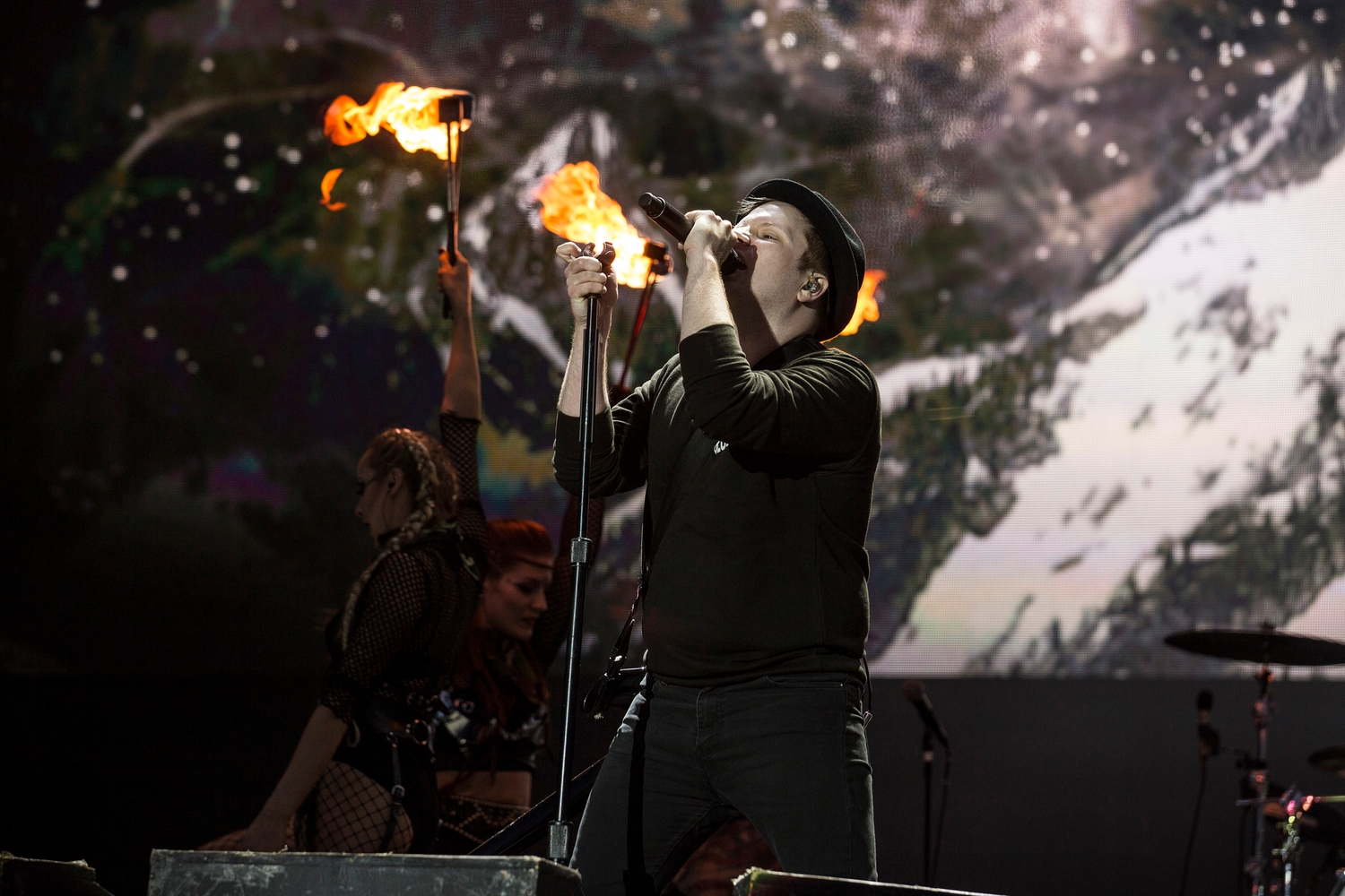 Fall Out Boy light it up for Reading 2016 co-headline set