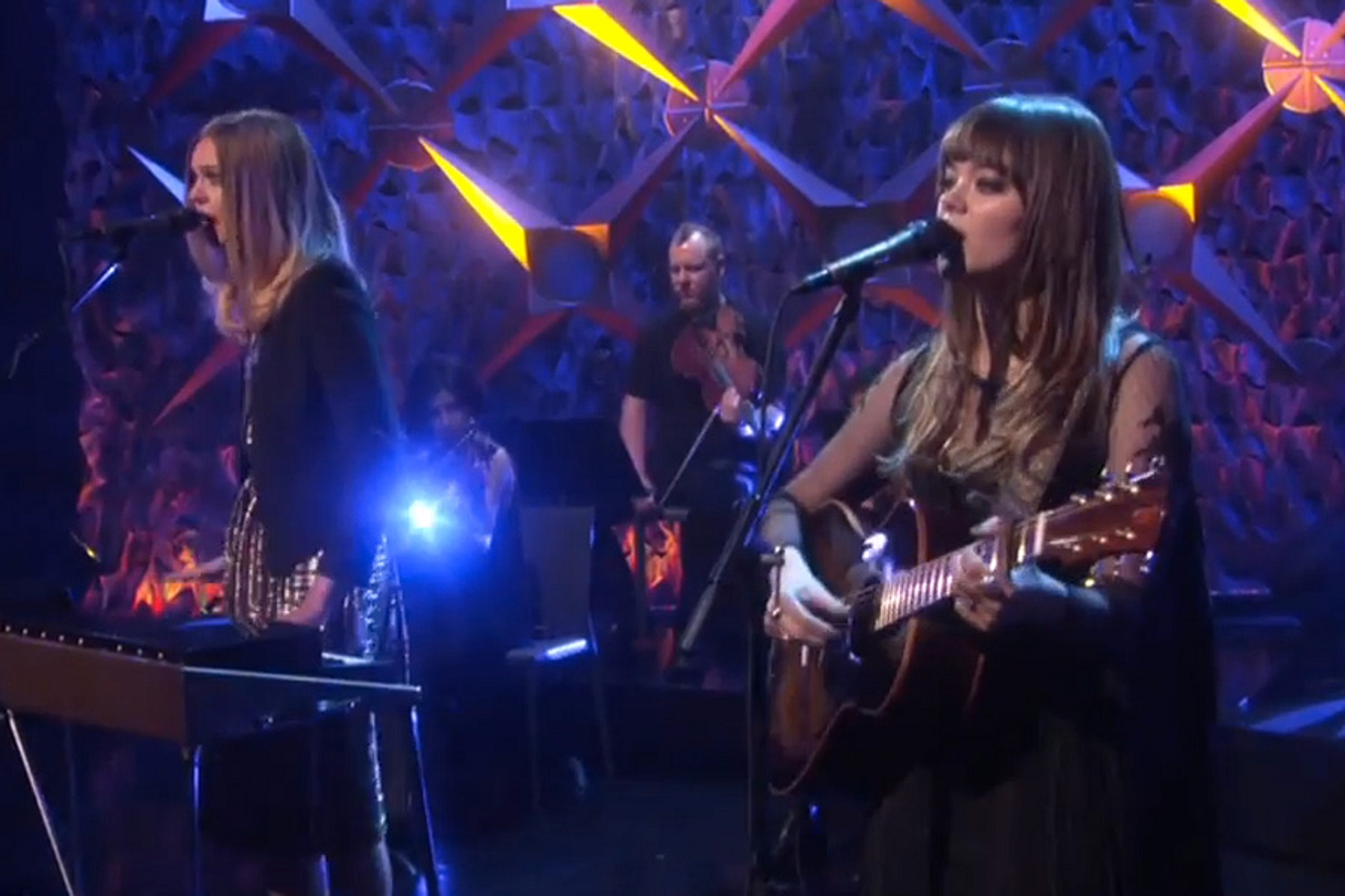 First Aid Kit perform ‘My Silver Lining’ on Ellen