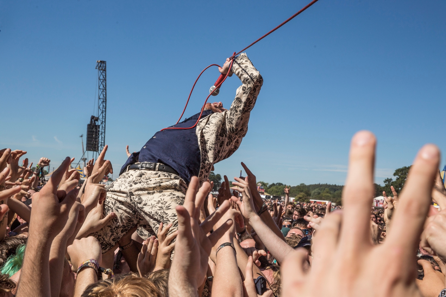 Frank Carter joins the big boys with massive Reading 2016 set