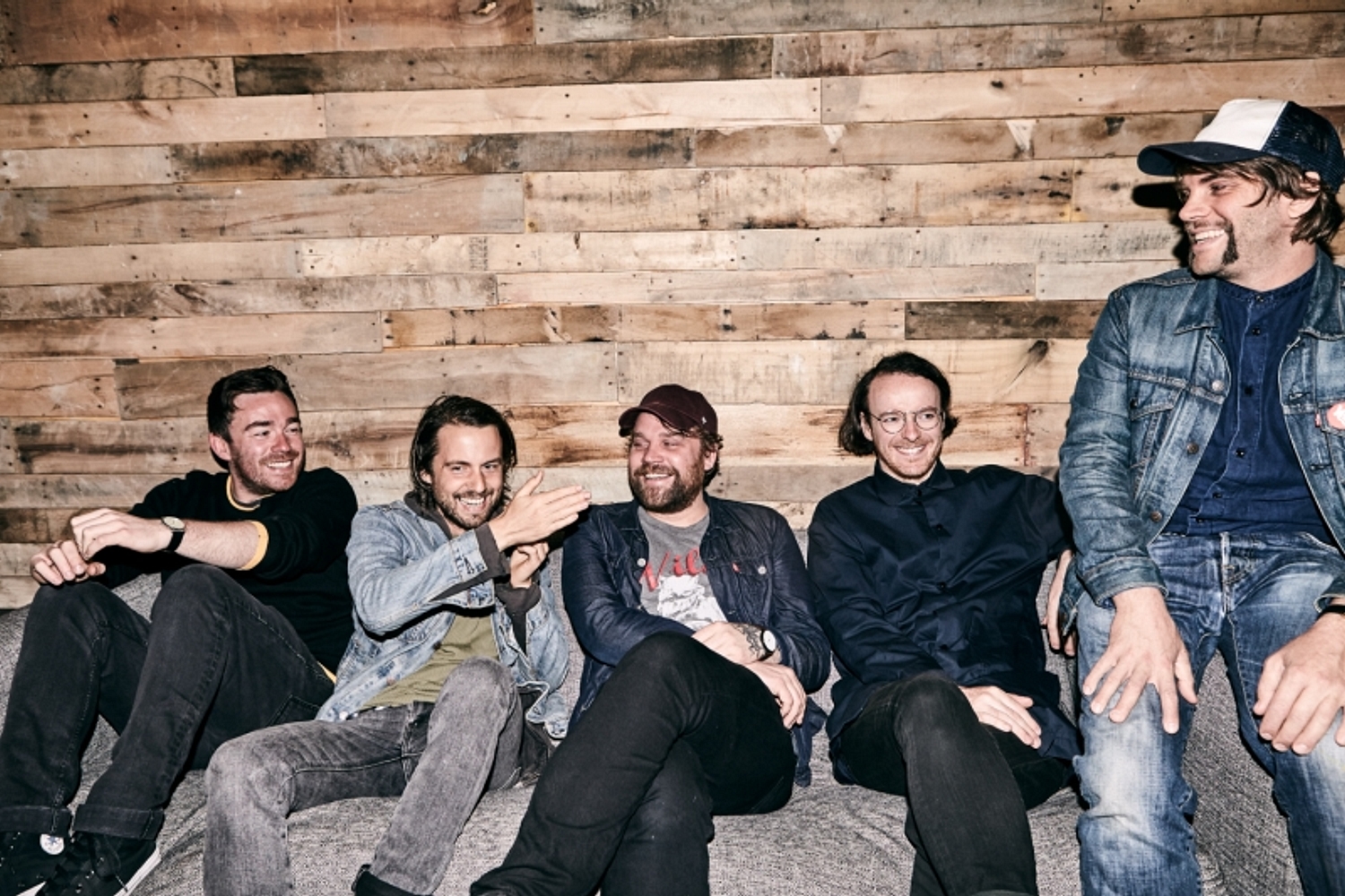Frightened Rabbit announce ‘Tiny Changes’, a reworking of ‘The Midnight Organ Fight’