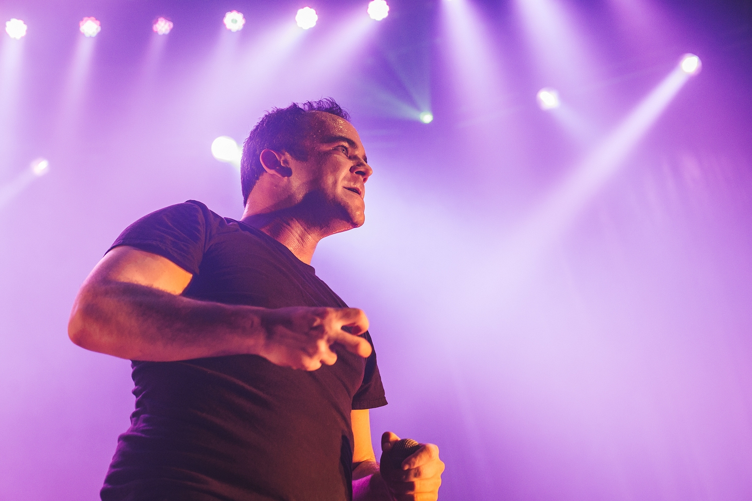 Future Islands release new single, ‘The Chase’