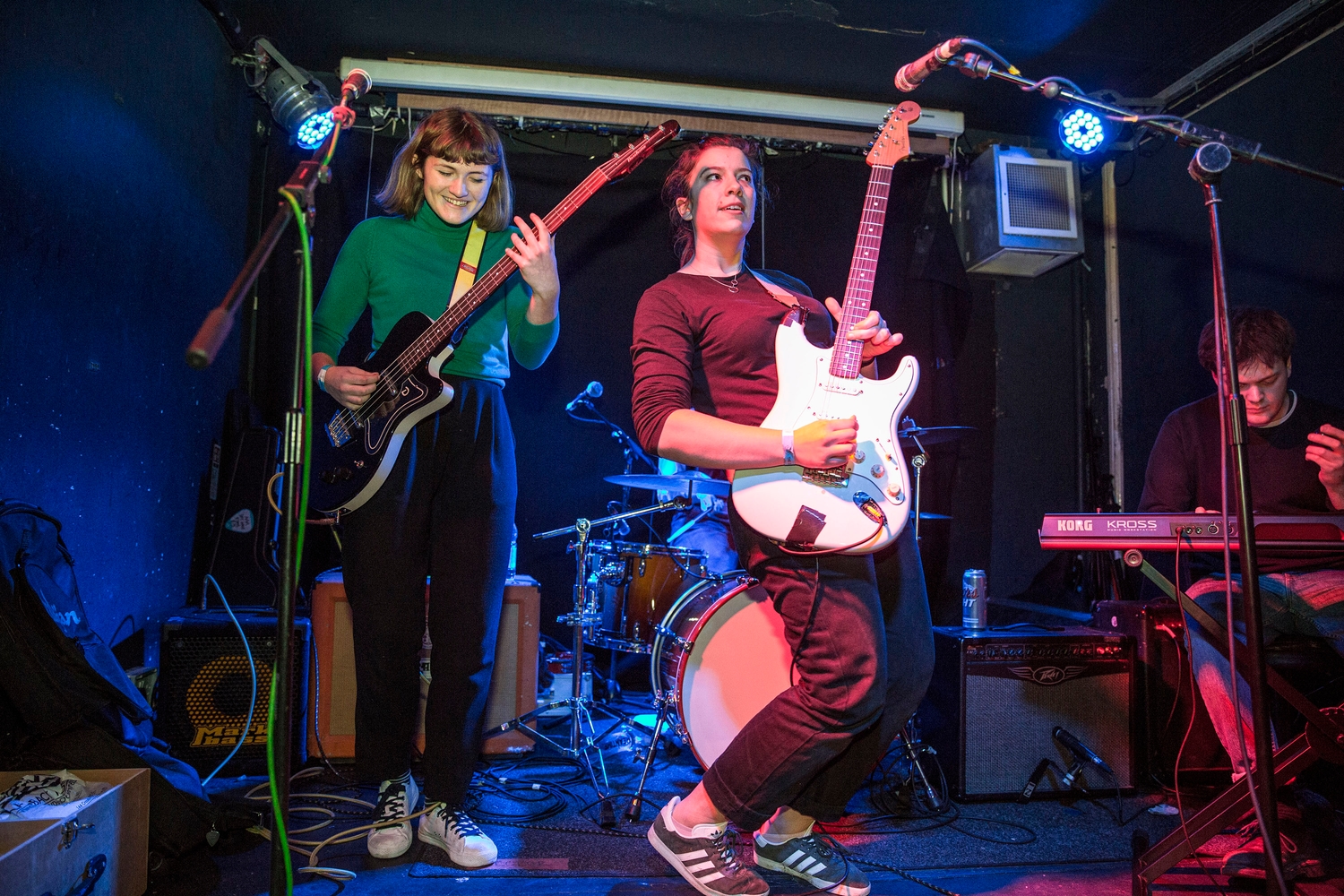 Swimming Tapes & Girl Ray opt for escapism at Hello 2017