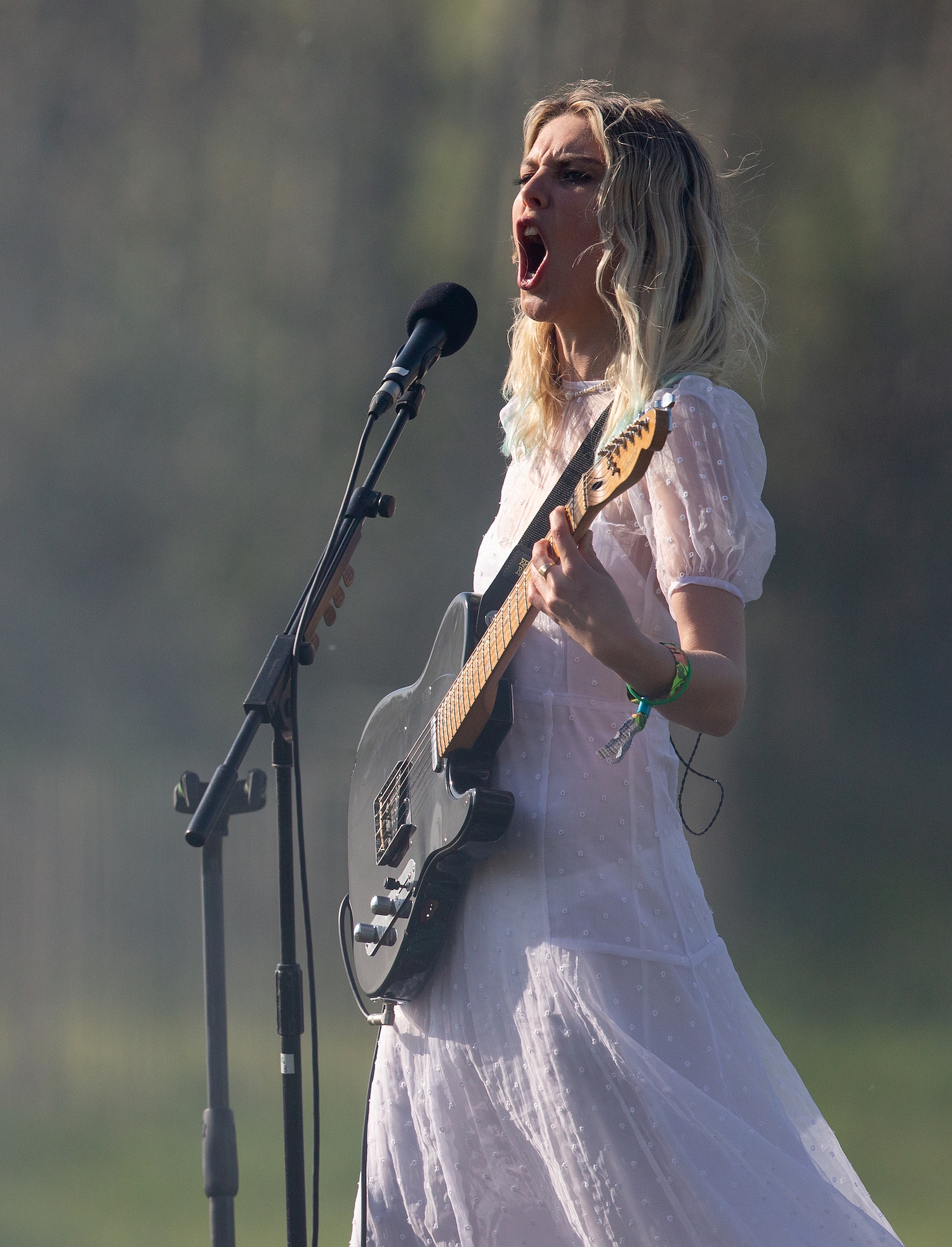 Glastonbury Festival’s live stream is an exemplary exercise in bringing atmosphere to the screen