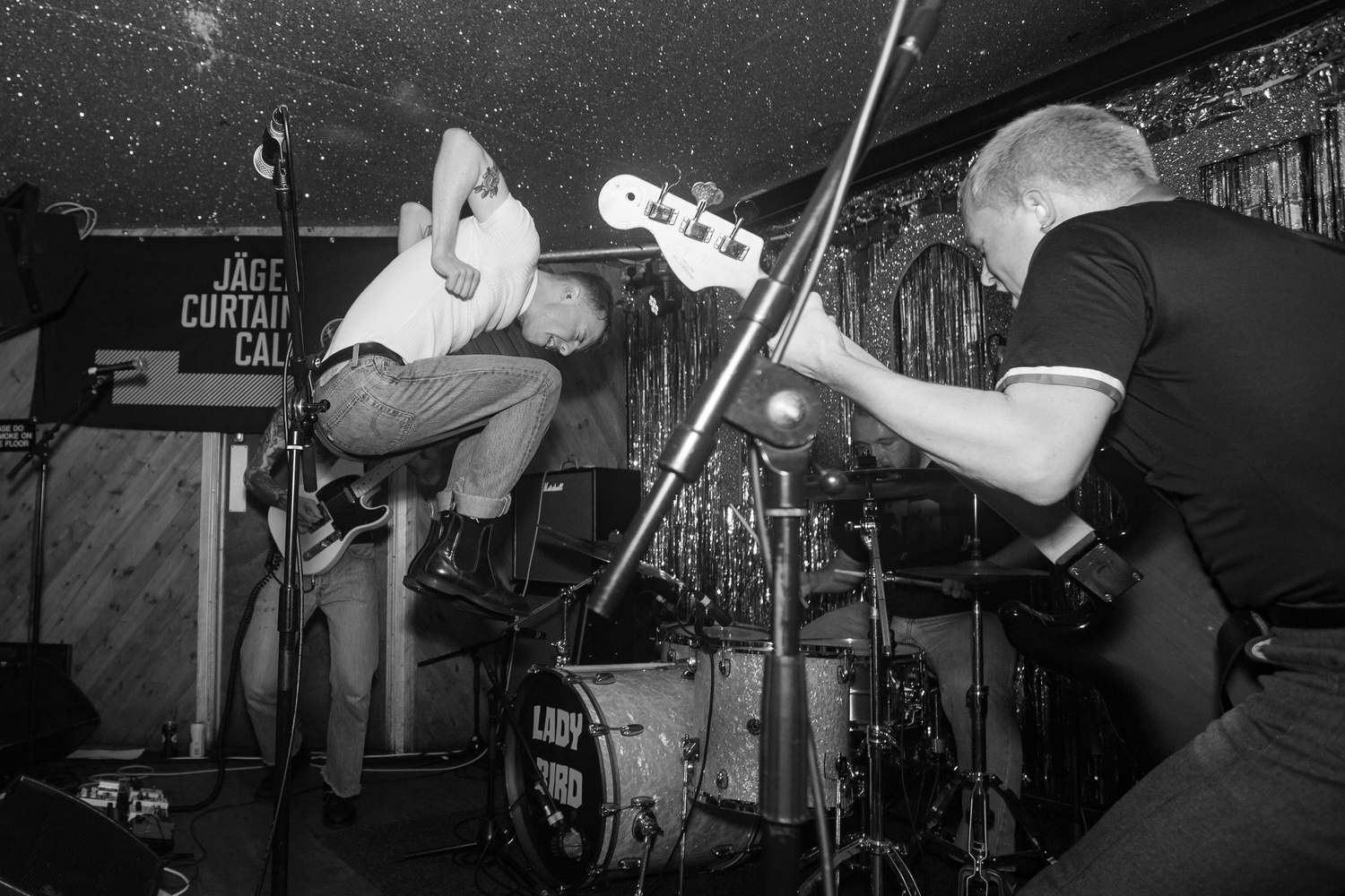 Lady Bird bring big energy and a piano sing-along to Moth Club for Jäger Curtain Call