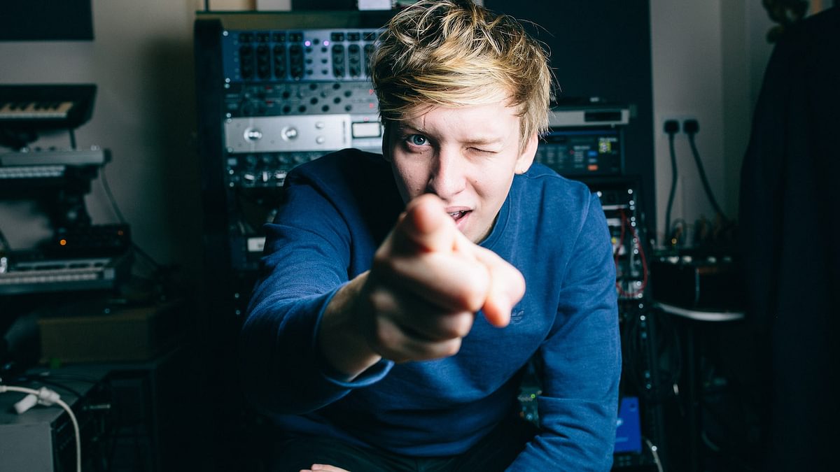 In the Studio with George Ezra - Vimarsana News