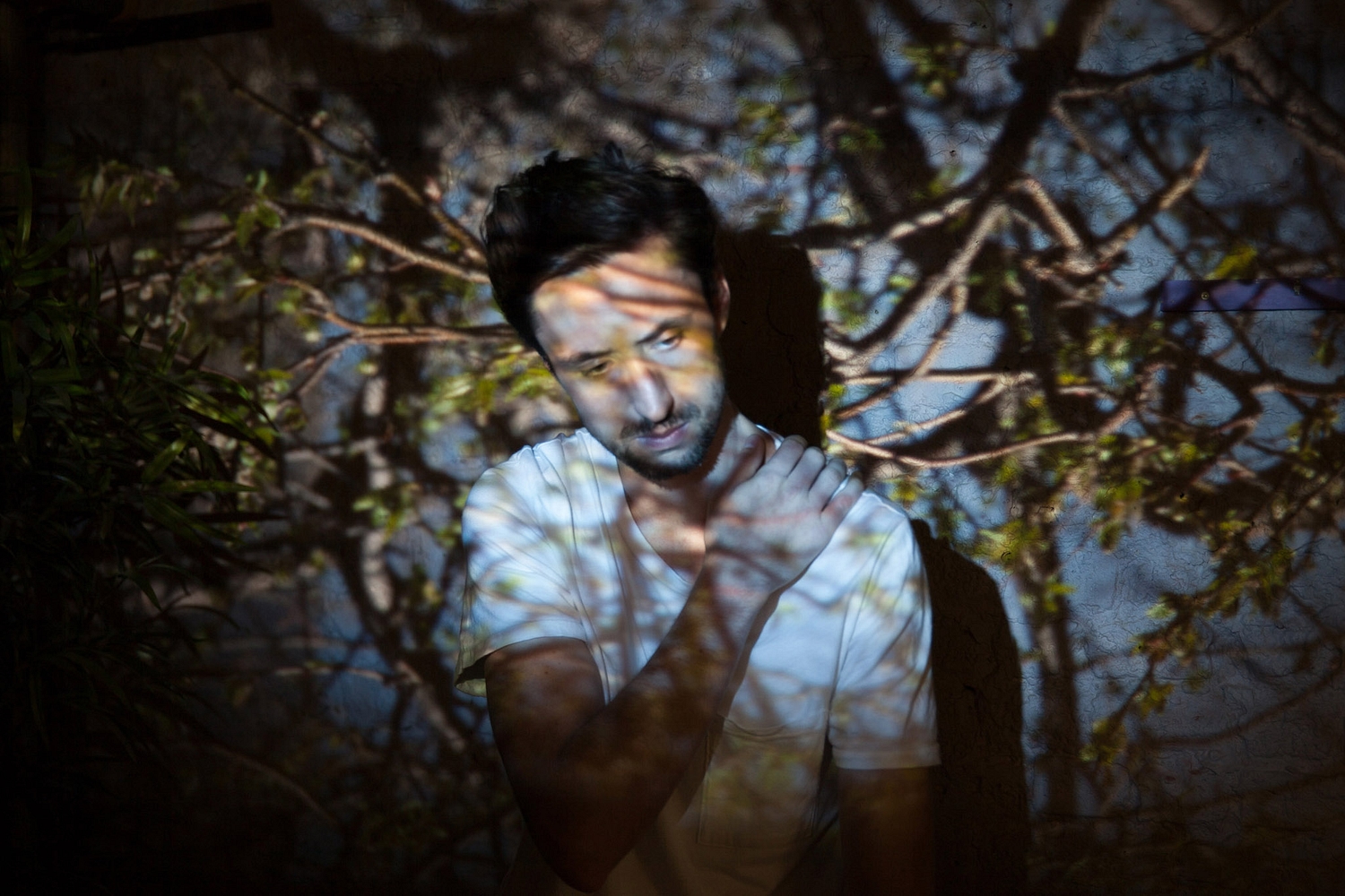 How To Dress Well shares new track, ‘Let U Know’
