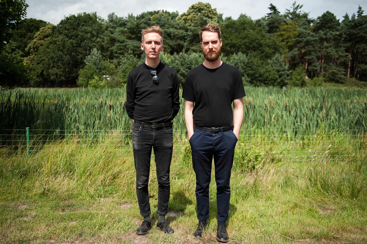 ​Honne eye up Latitude lake's gondolas: “okay, have to go on one of those!”