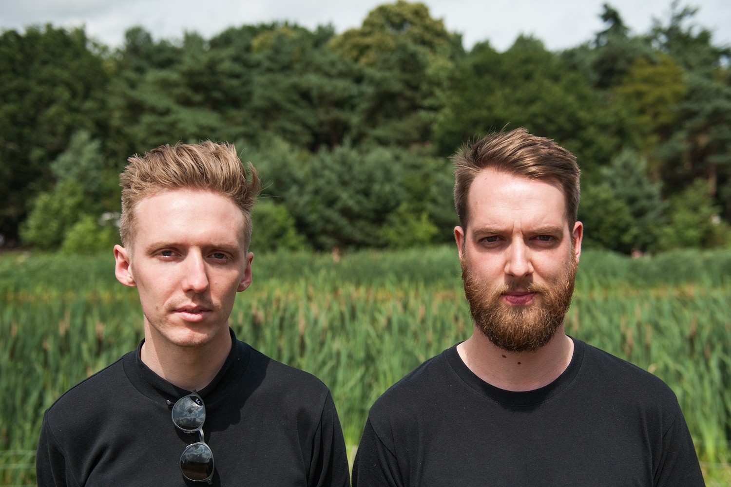 ​Honne eye up Latitude lake’s gondolas: “okay, have to go on one of those!”