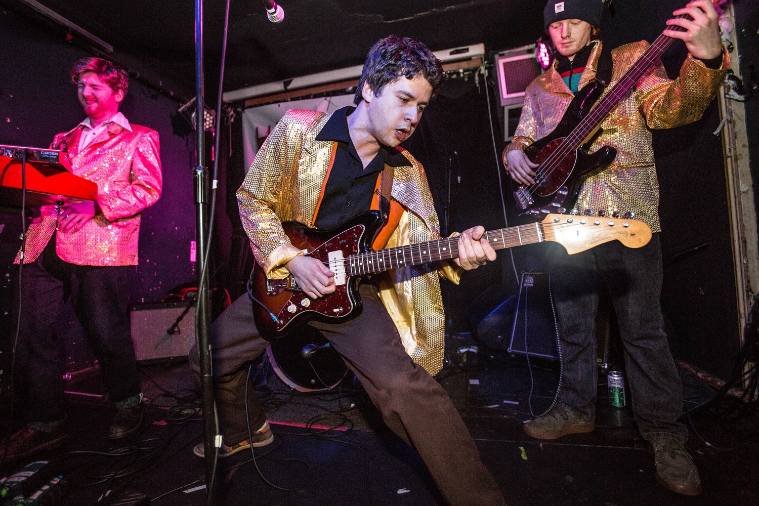 Horsey and Whenyoung canter ahead on the third night of Hello 2018