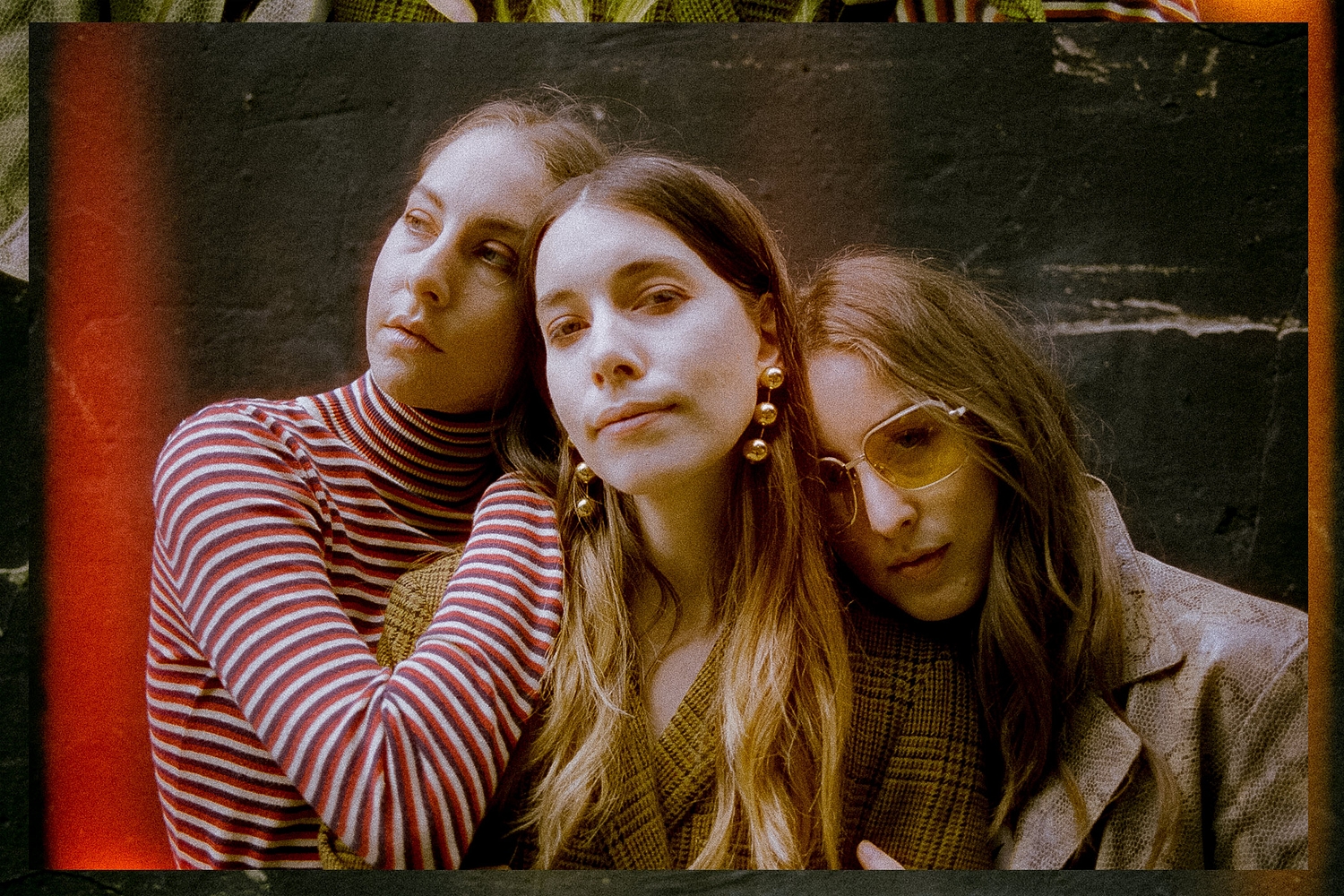 Sisters, Ledge: Haim