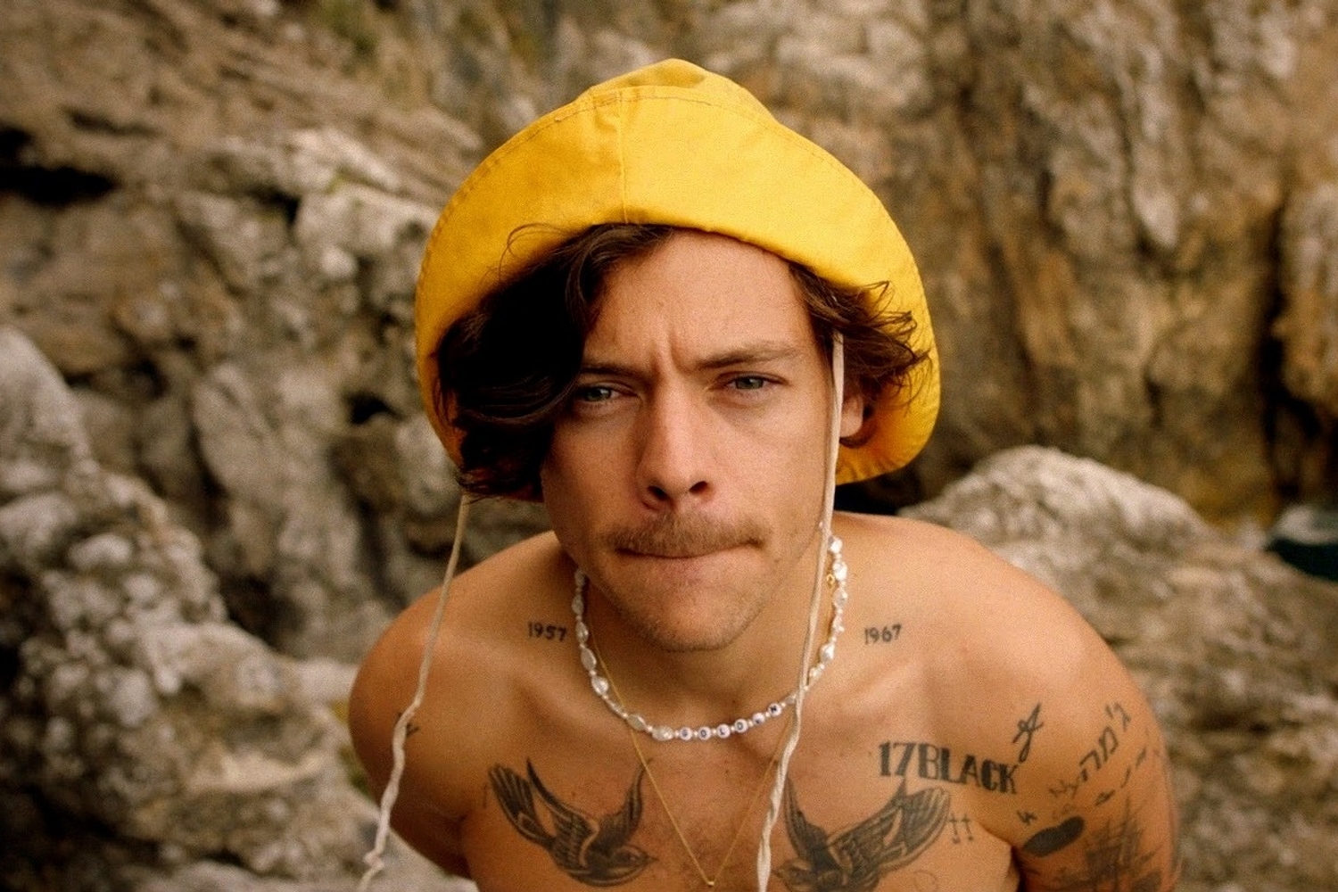 Harry Styles reveals ‘Golden’ video