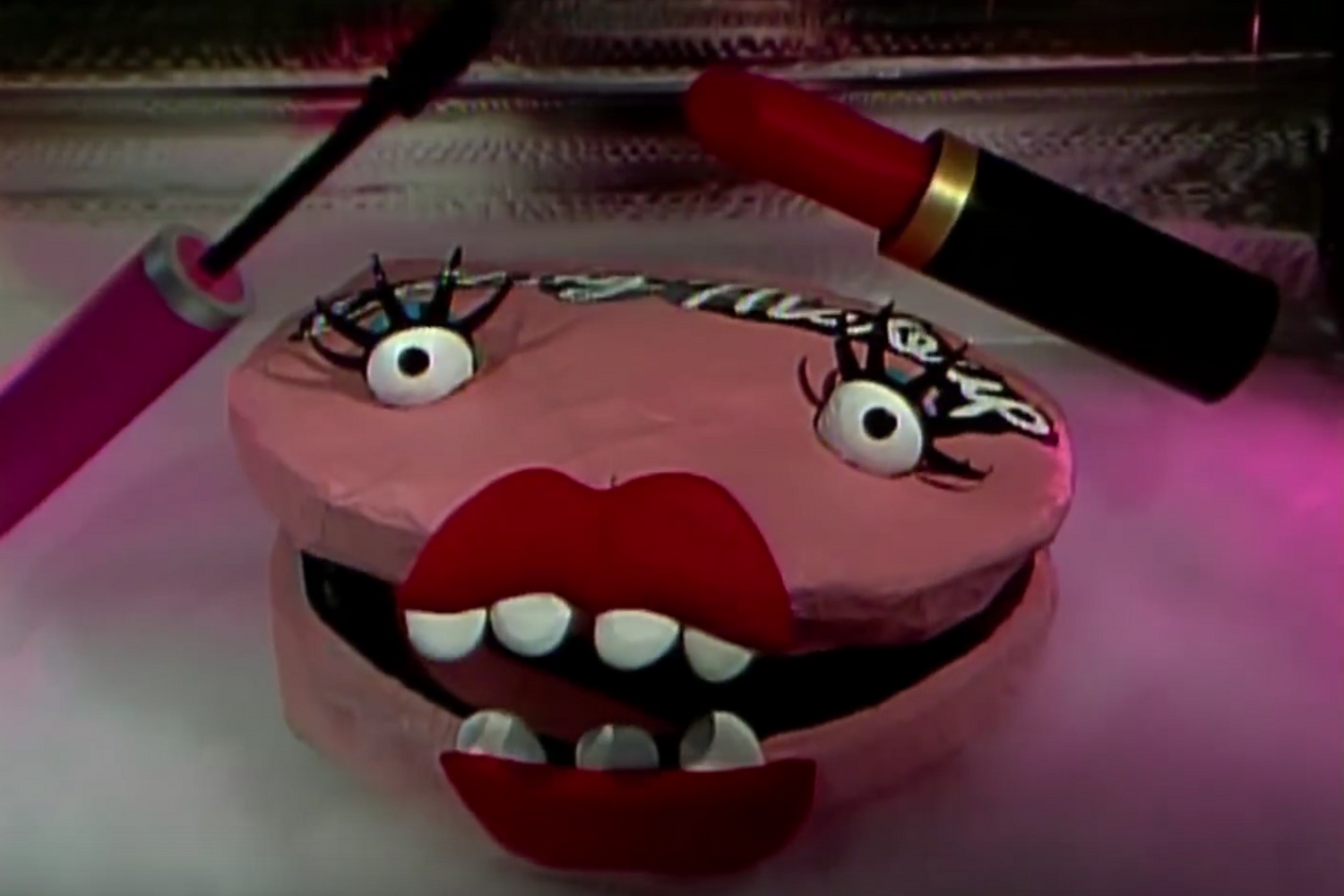 ​Kathleen Hanna teams up with Seth Bogart for 'Eating Makeup'