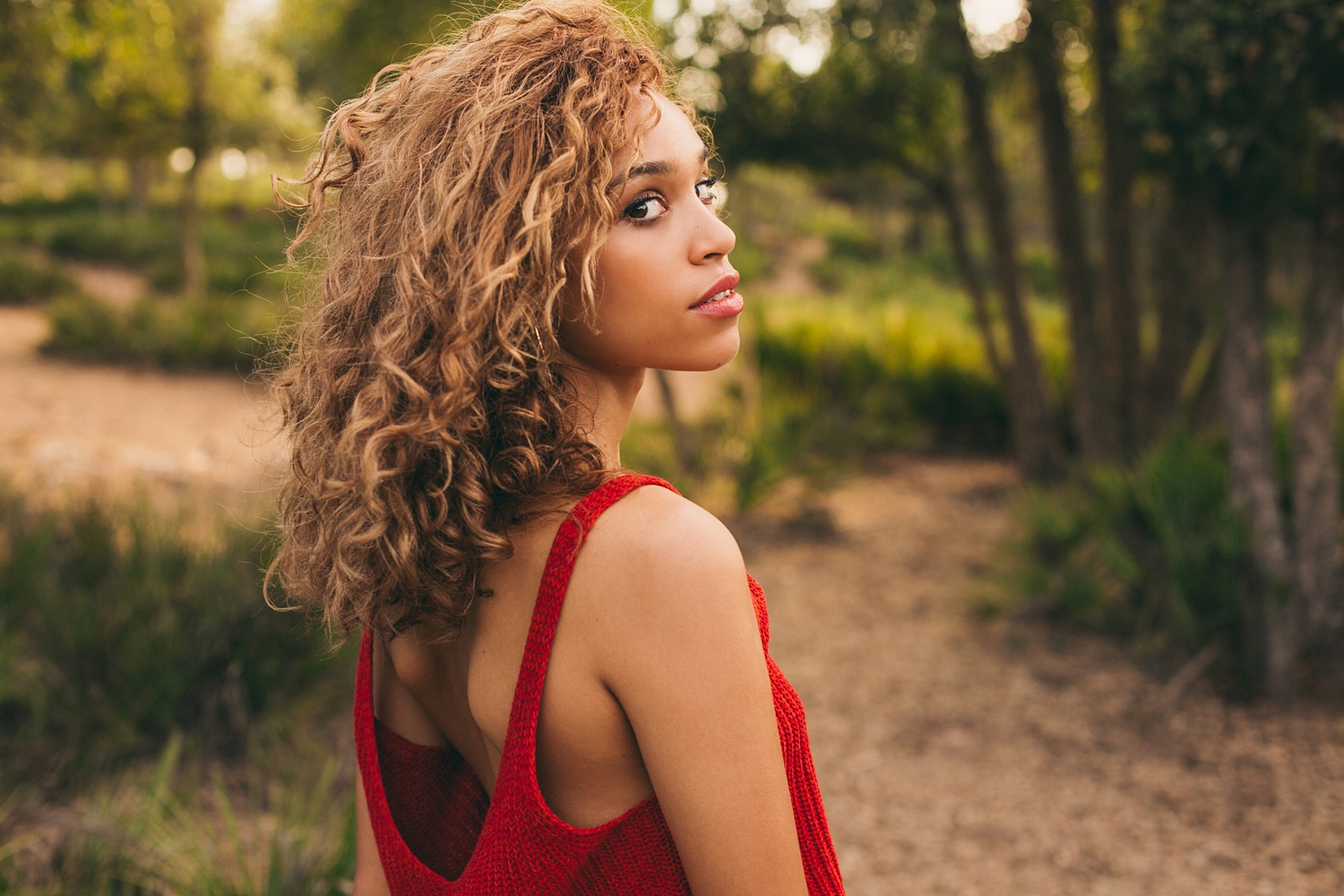 Izzy Bizu, Jamie Isaac and more to play DIY in the Sky​​ at Reeperbahn 2016