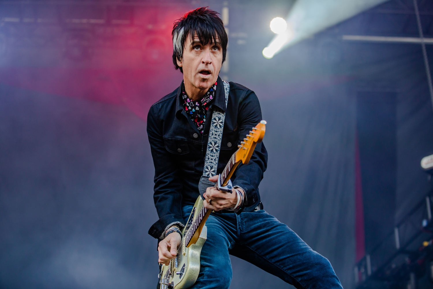 Johnny Marr announces 7” singles box set ‘Single Life’