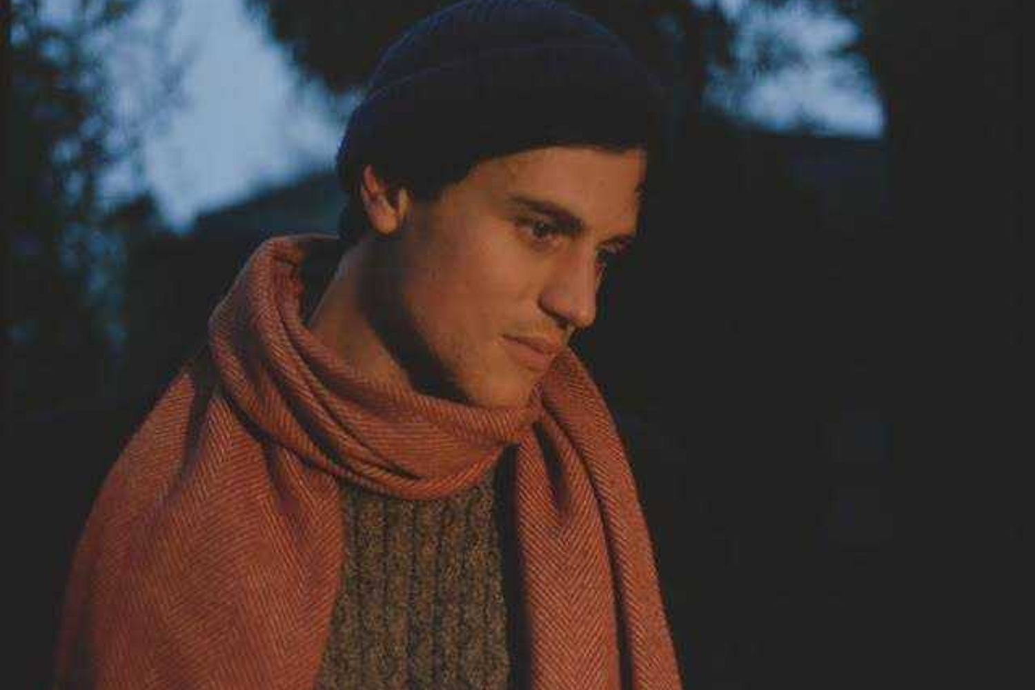 Johnny Flynn delivers stripped-back magic on 'Heart Sunk Hank'