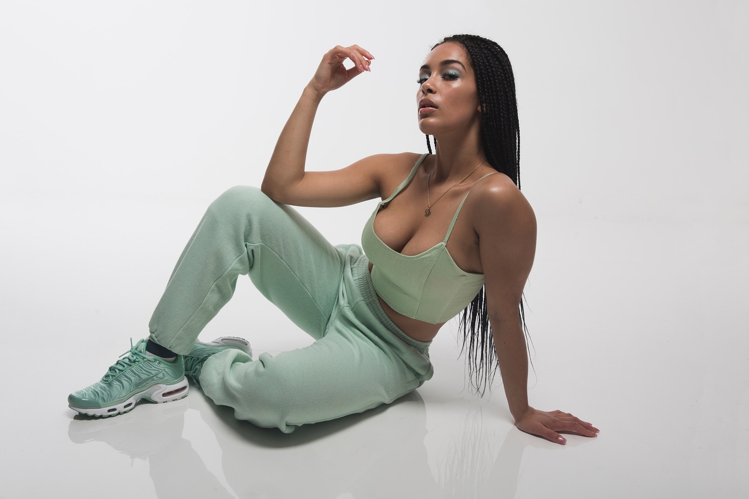 Jorja Smith is going on the road