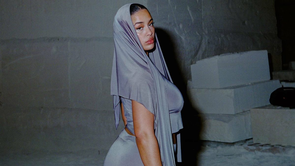 Jorja Smith announces second album 'falling or flying' - Vimarsana News
