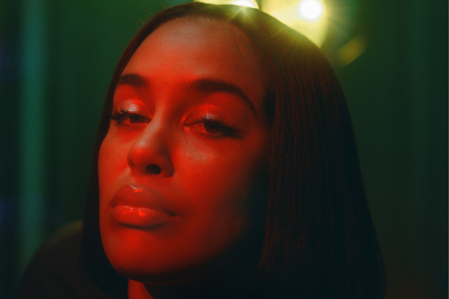 Jorja Smith shares new single ‘Falling Or Flying’