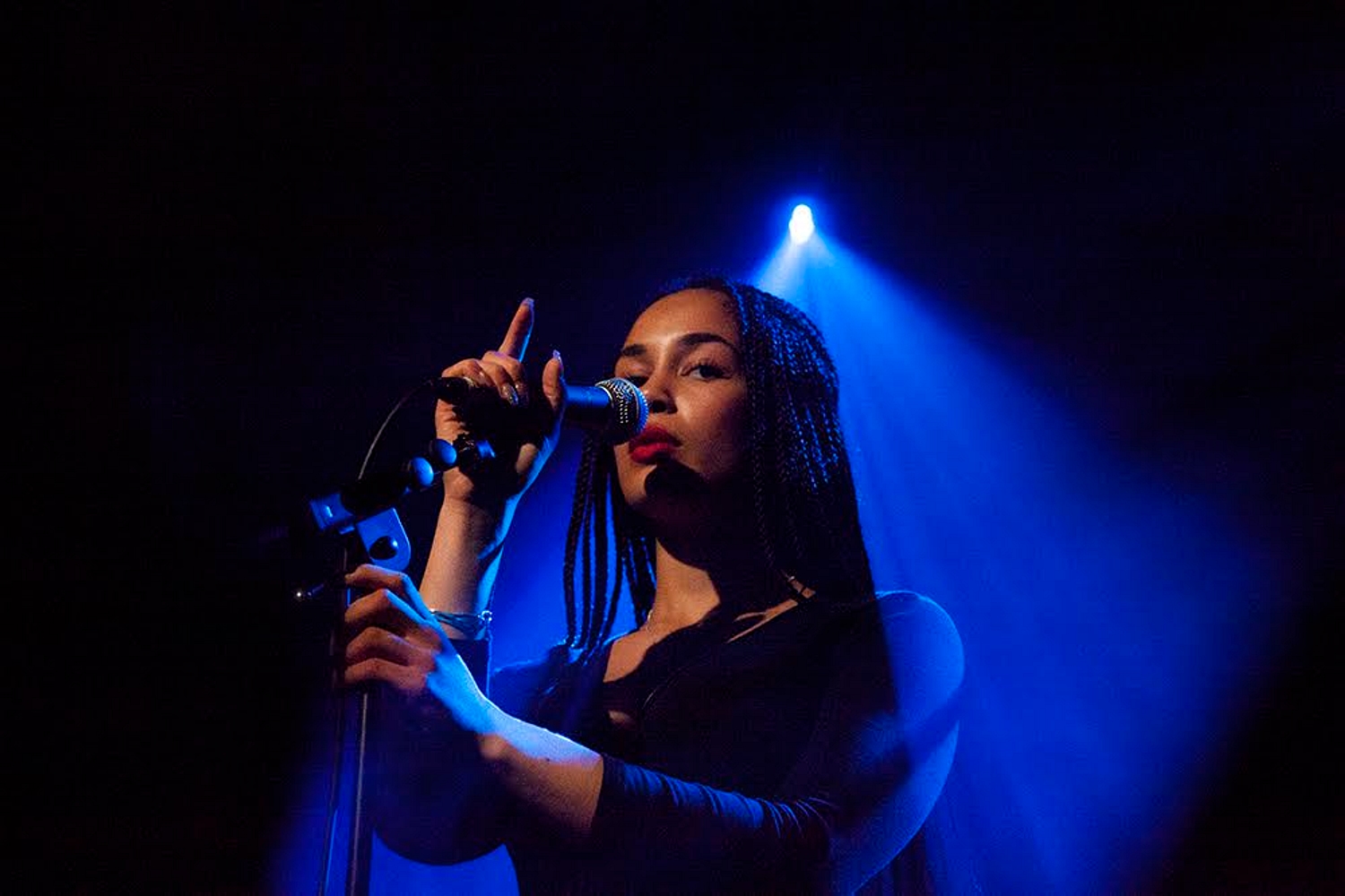 Jorja Smith shares new single ‘Something in the Way’