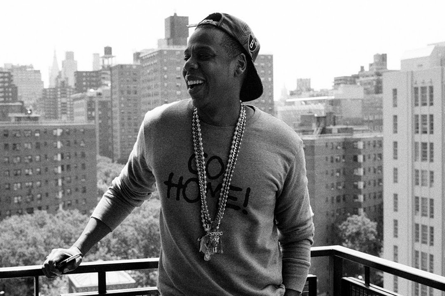 Jay Z reveals he no longer has a record deal