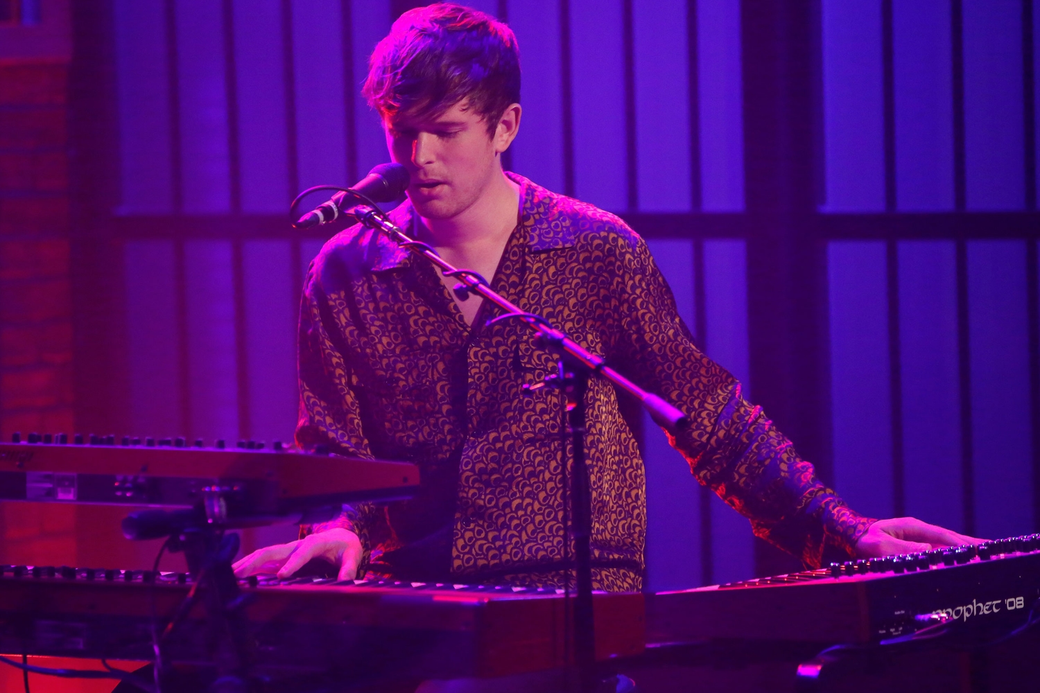 James Blake plays ‘My Willing Heart’ on Seth Meyers