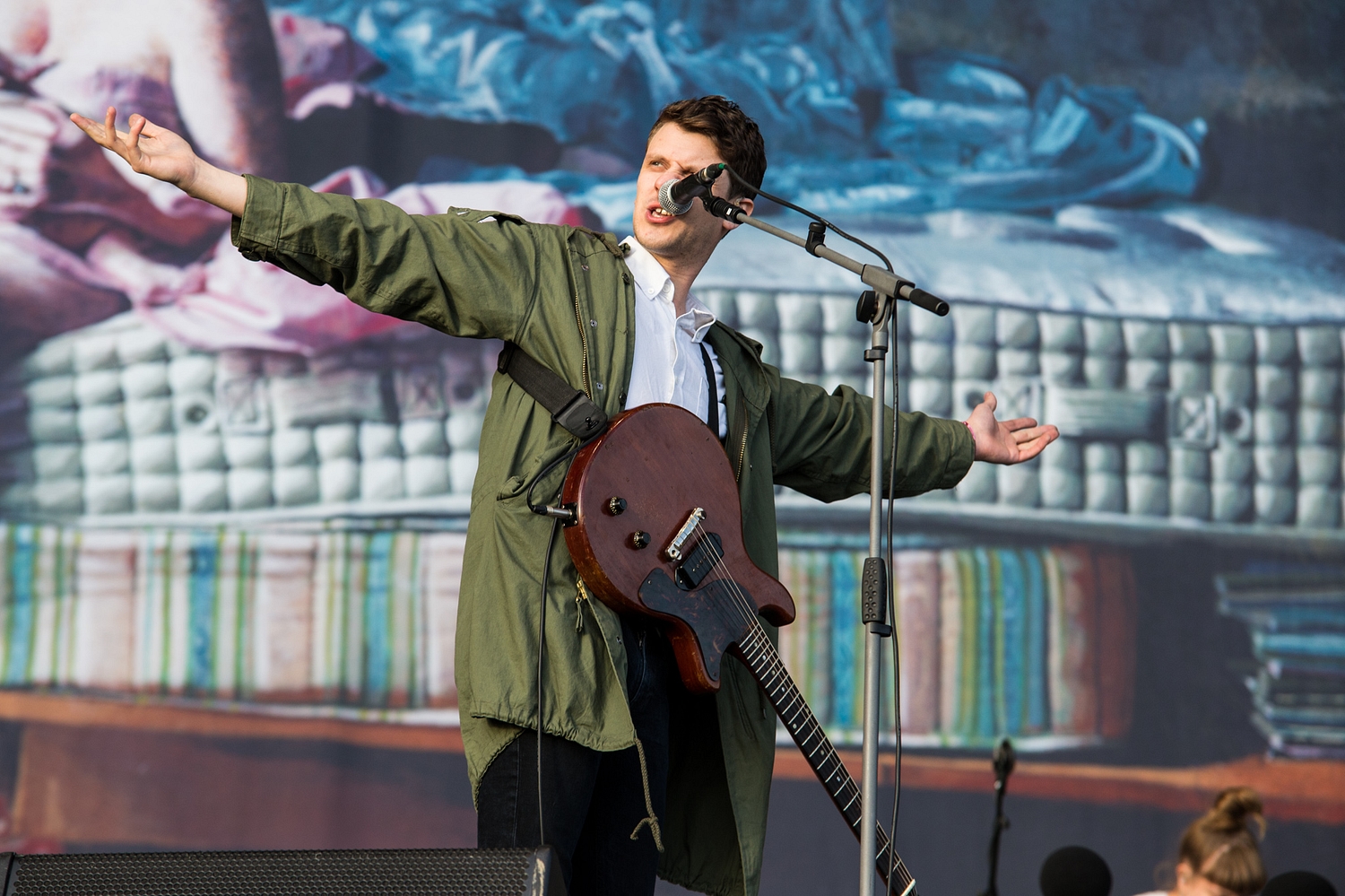 Jamie T makes up for lost time at Glastonbury 2015