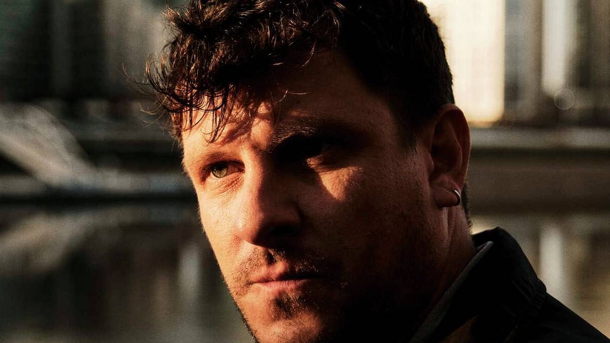 Jamie T returns, sharing new track 'Hippodrome' - Vimarsana News