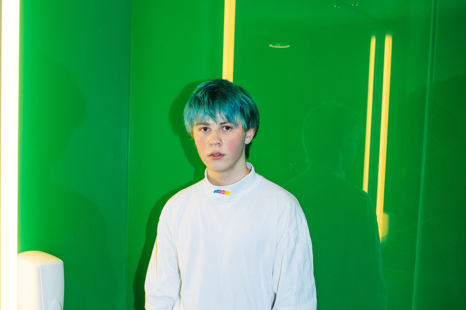 Listen to the glistening teenage nostalgia of Jimi Somewhere’s ‘1st Place’