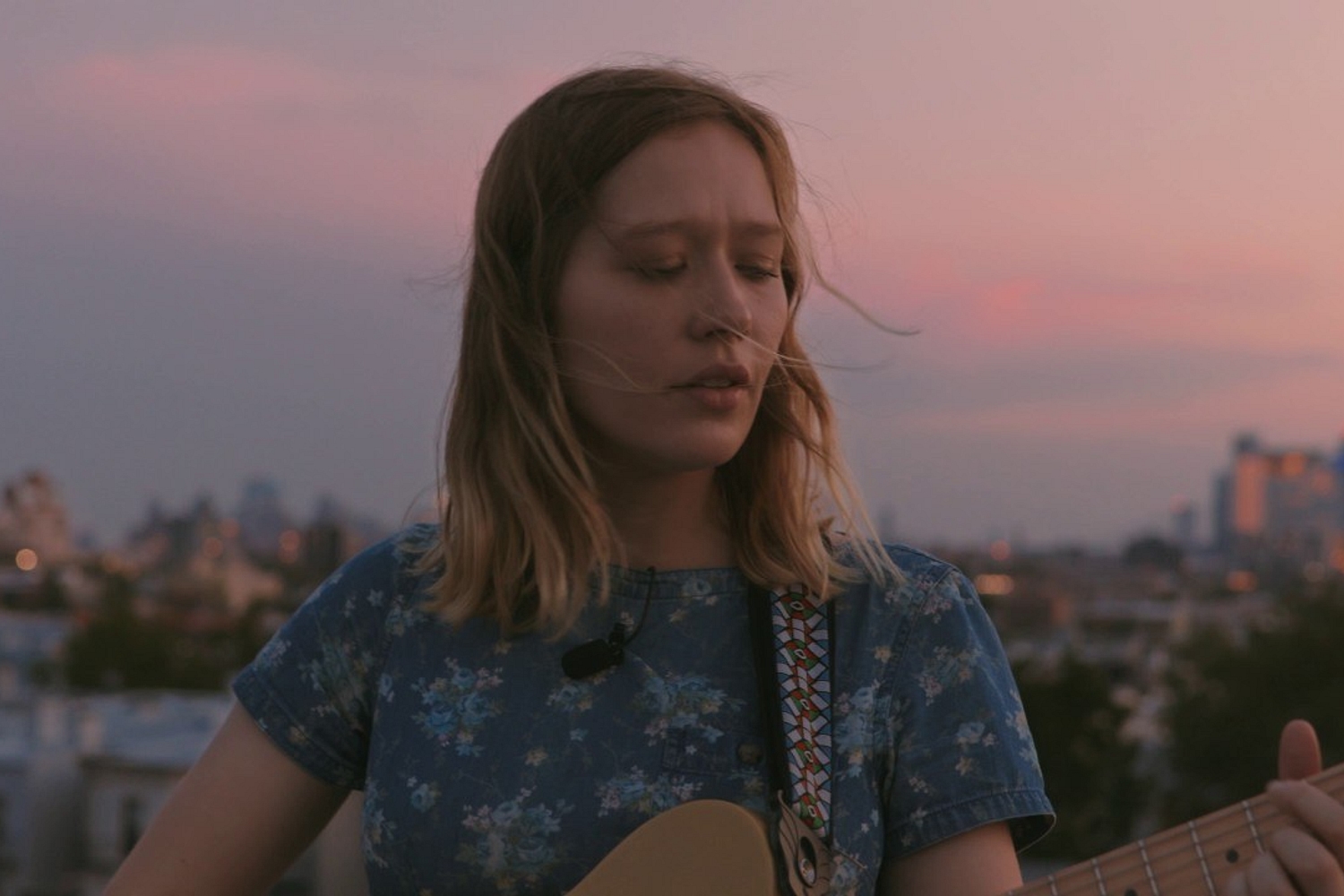 Watch Julia Jacklin play ‘Eastwick’ on a Brooklyn rooftop