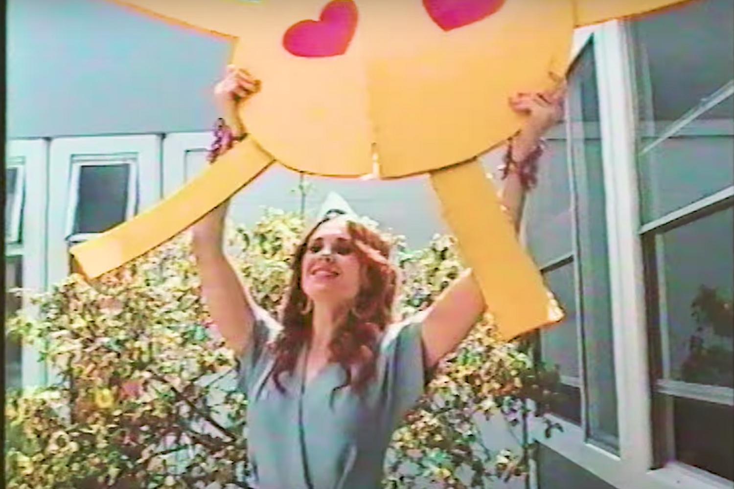 Kate Nash shares new video for ‘Call Me’