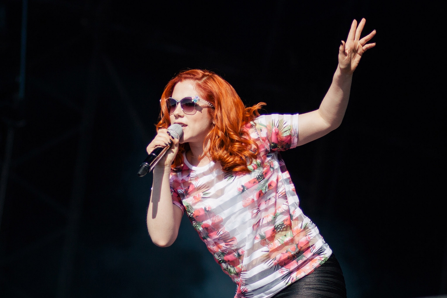 Katy B teams up with Four Tet and Floating Points for ‘Calm Down’