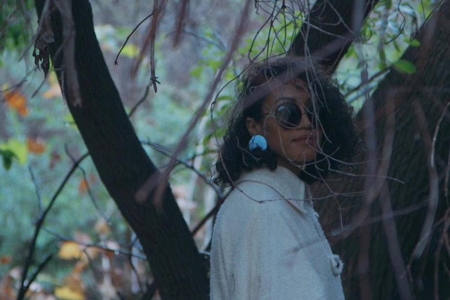 Kadhja Bonet shelters from the rain in her ‘Fairweather Friend’ video