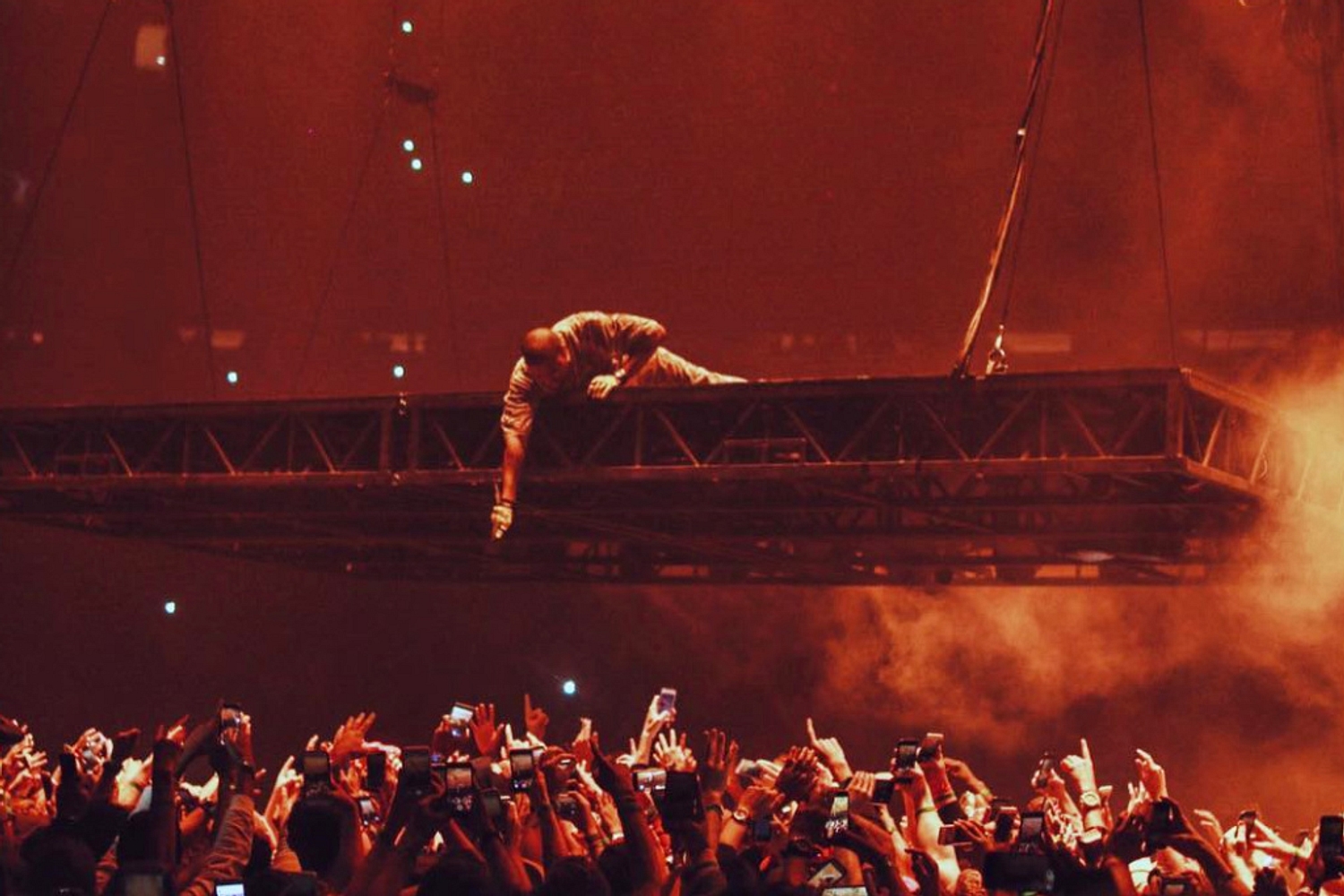 Kanye West adds dates to his Saint Pablo tour