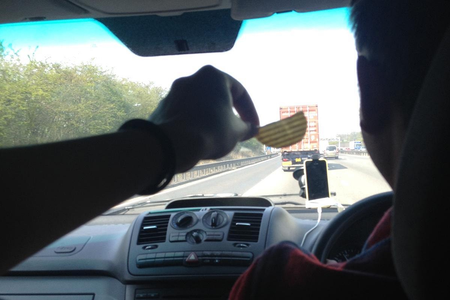 Air hockey, raging bulls and Palma Violets: Kid Wave share exclusive tour diary