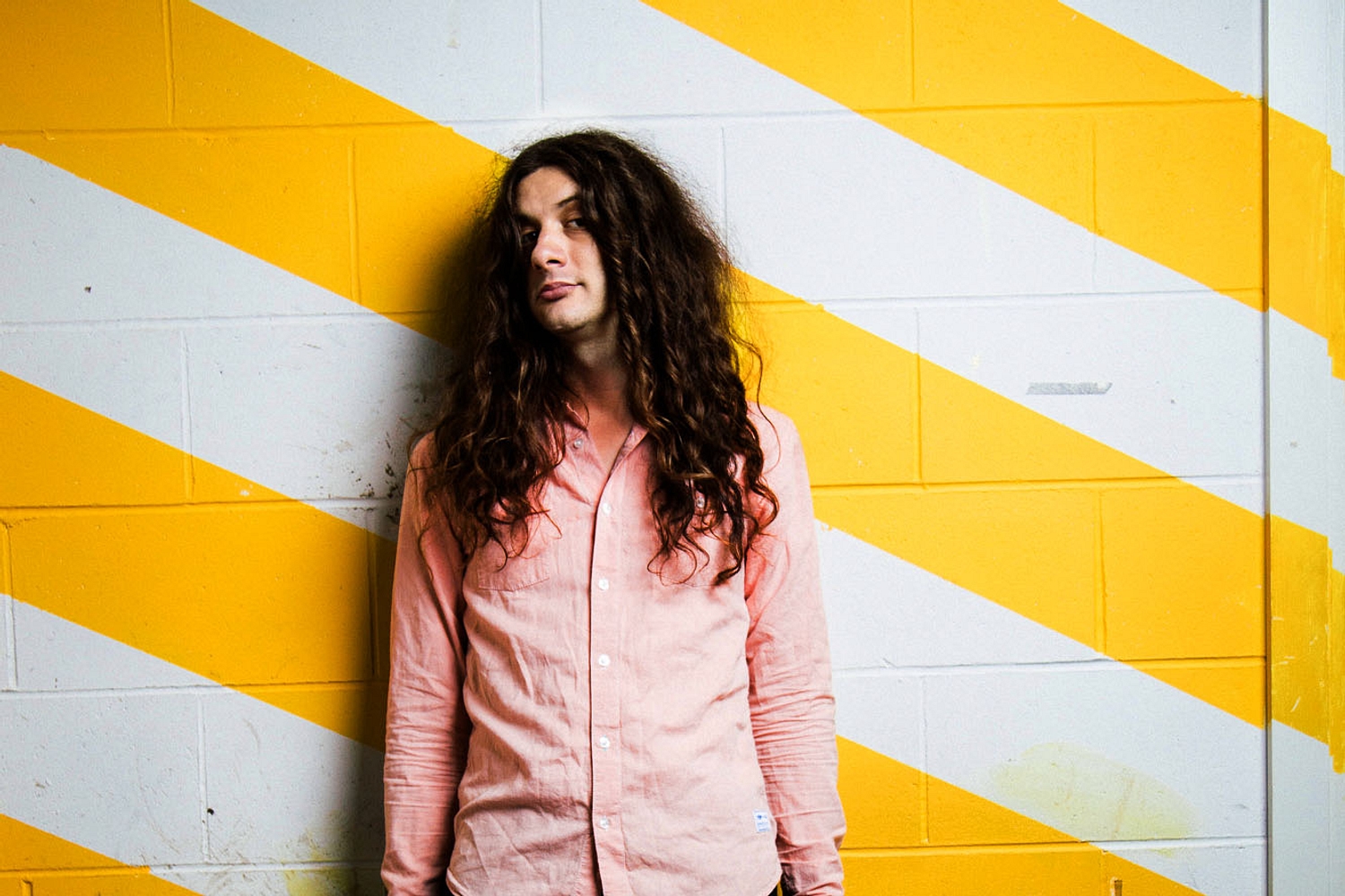 Kurt Vile brings ‘Pretty Pimpin’’ to Colbert