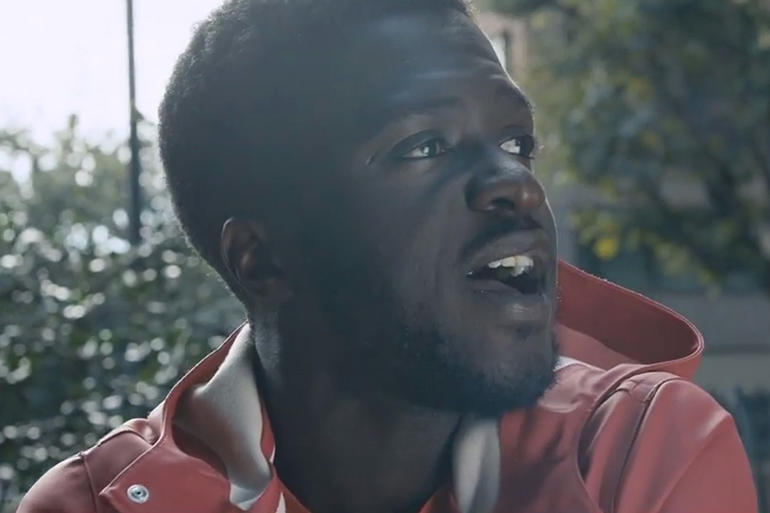 Kwabs debuts new video for ‘Walk’