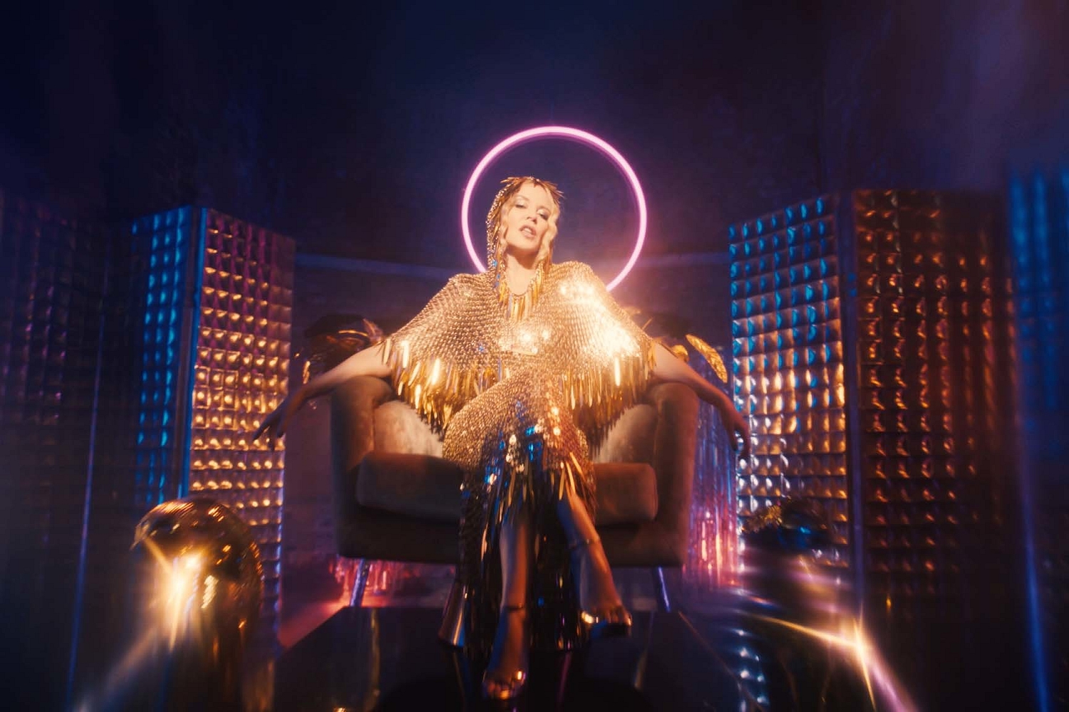 Kylie announces ‘Infinite Disco’