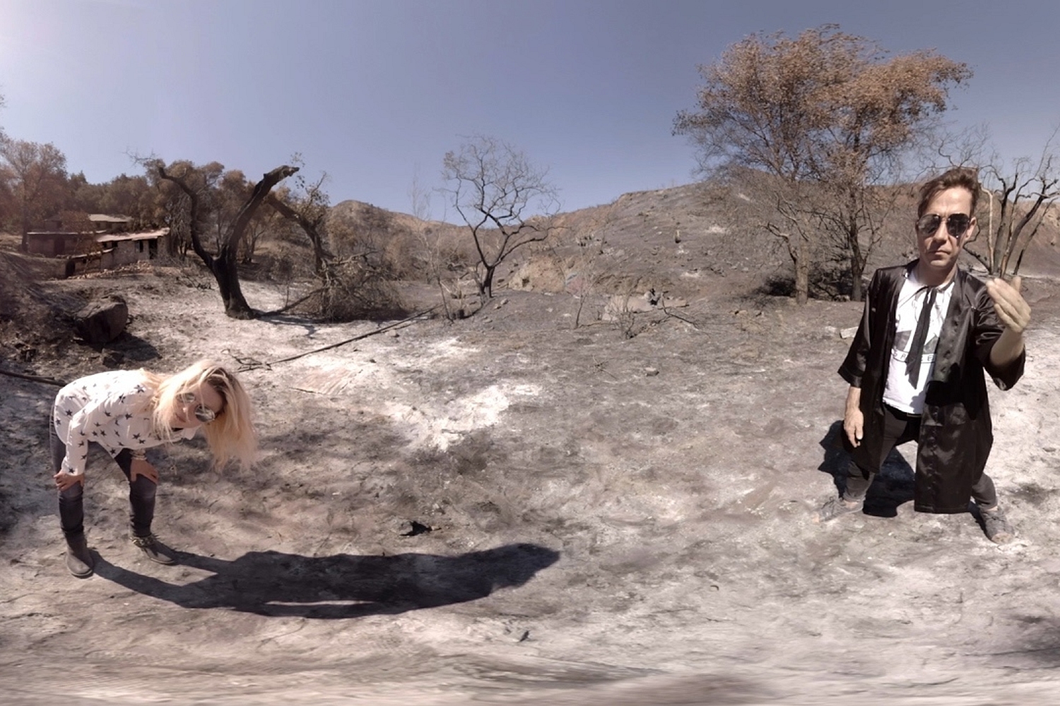 Go 360 with The Kills in their VR ‘Whirling Eye’ video