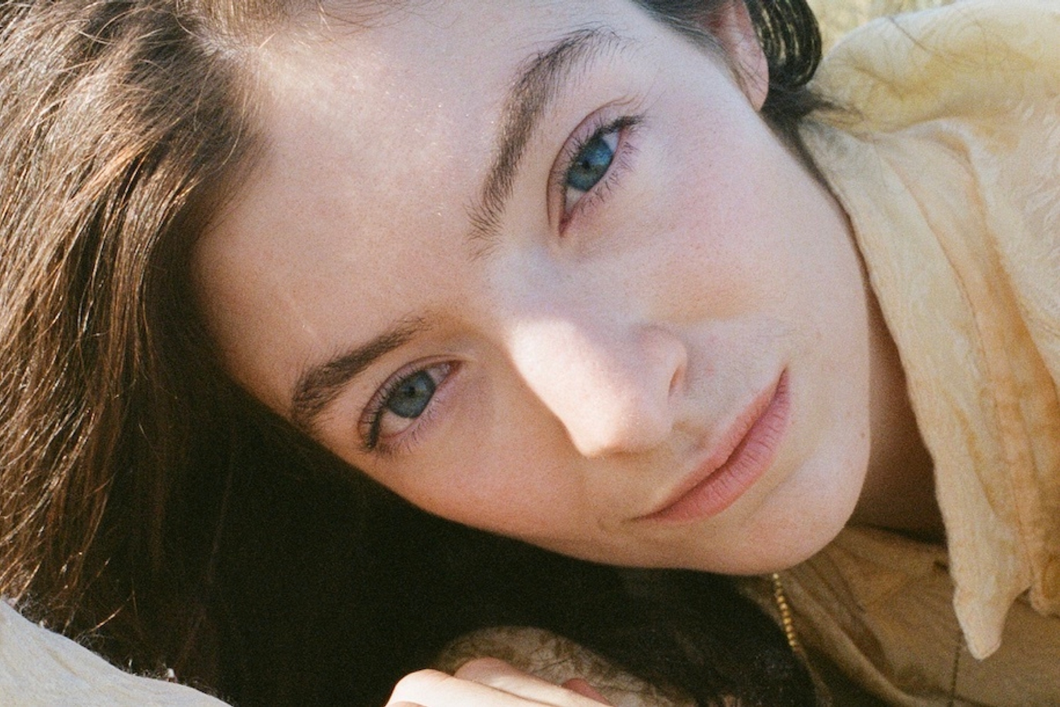 Lorde reveals new single ‘Mood Ring’
