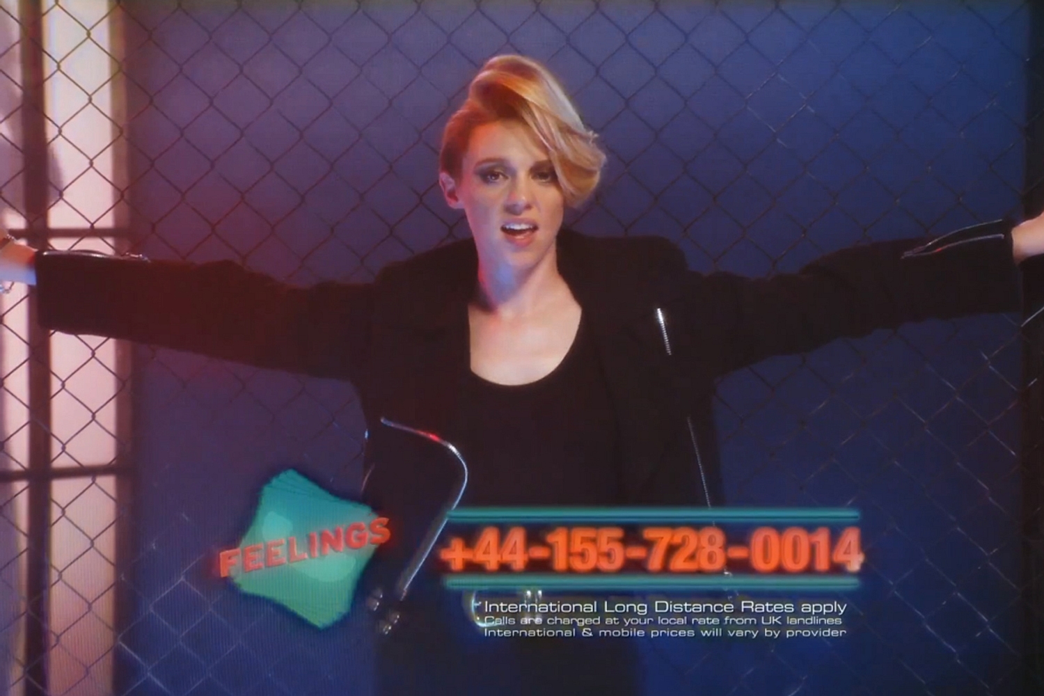 La Roux unveils ‘Kiss and Not Tell’ video