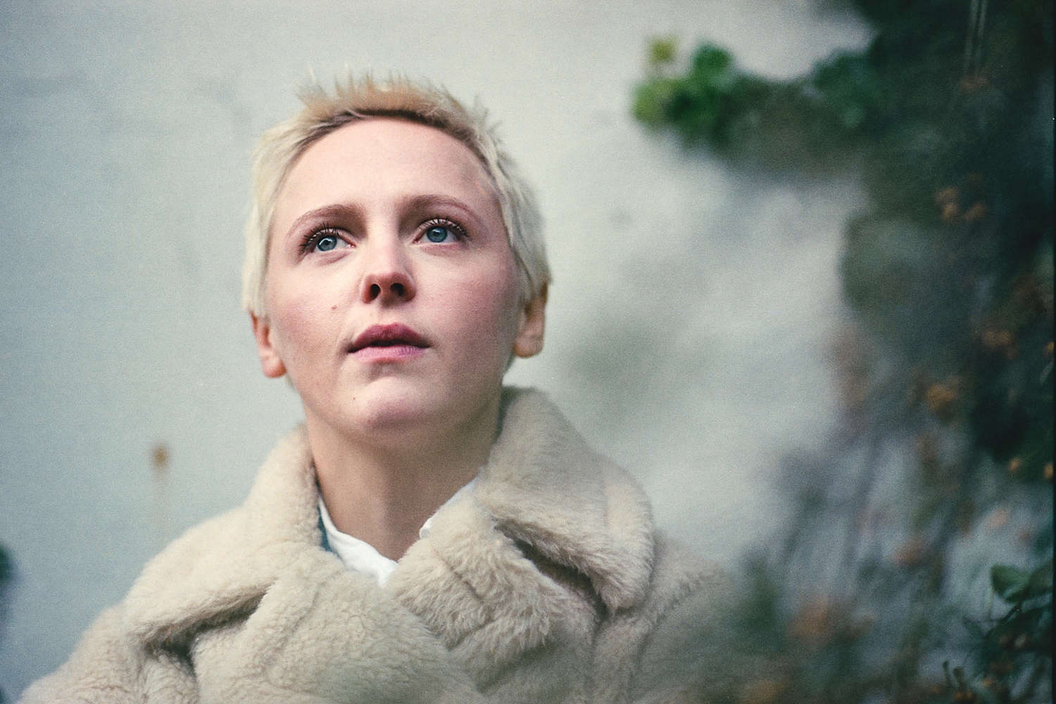 Laura Marling performs ‘I Feel Your Love’ in new ‘Short Movie’ session